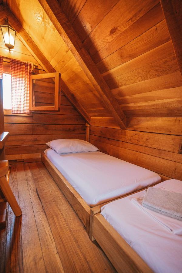 River Huts Zrmanja Obrovac Kültér fotó